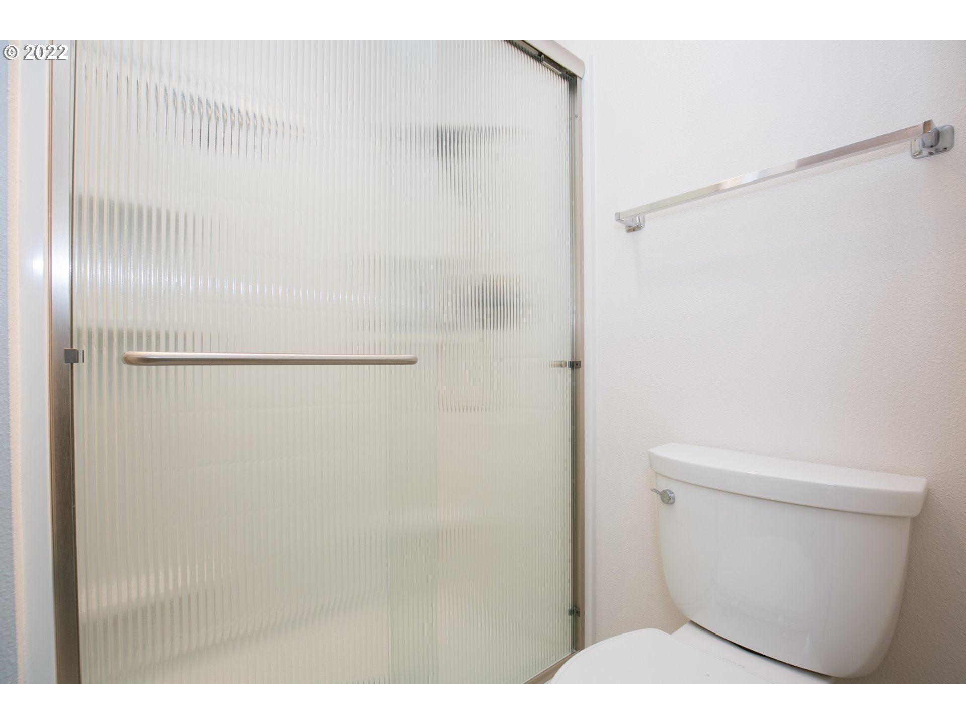4582 Southwest Comus Place, Unit 7D Portland, OR 97219 - Photo 23 of 31 Gallery Image 23