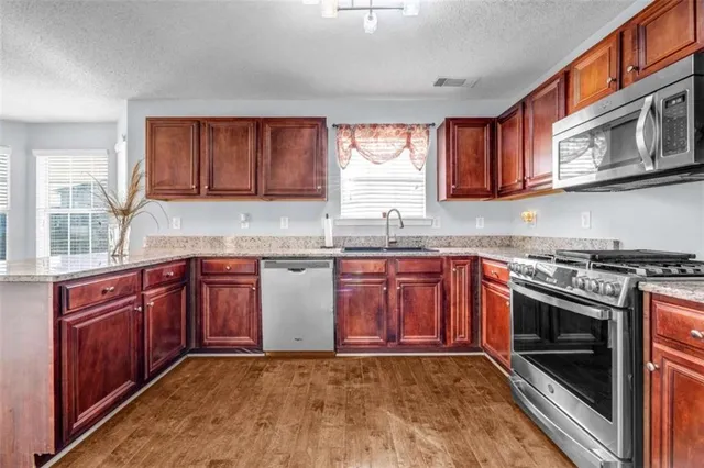 $2,500 | 1903 Cobblestone Court, Conyers, GA 30012