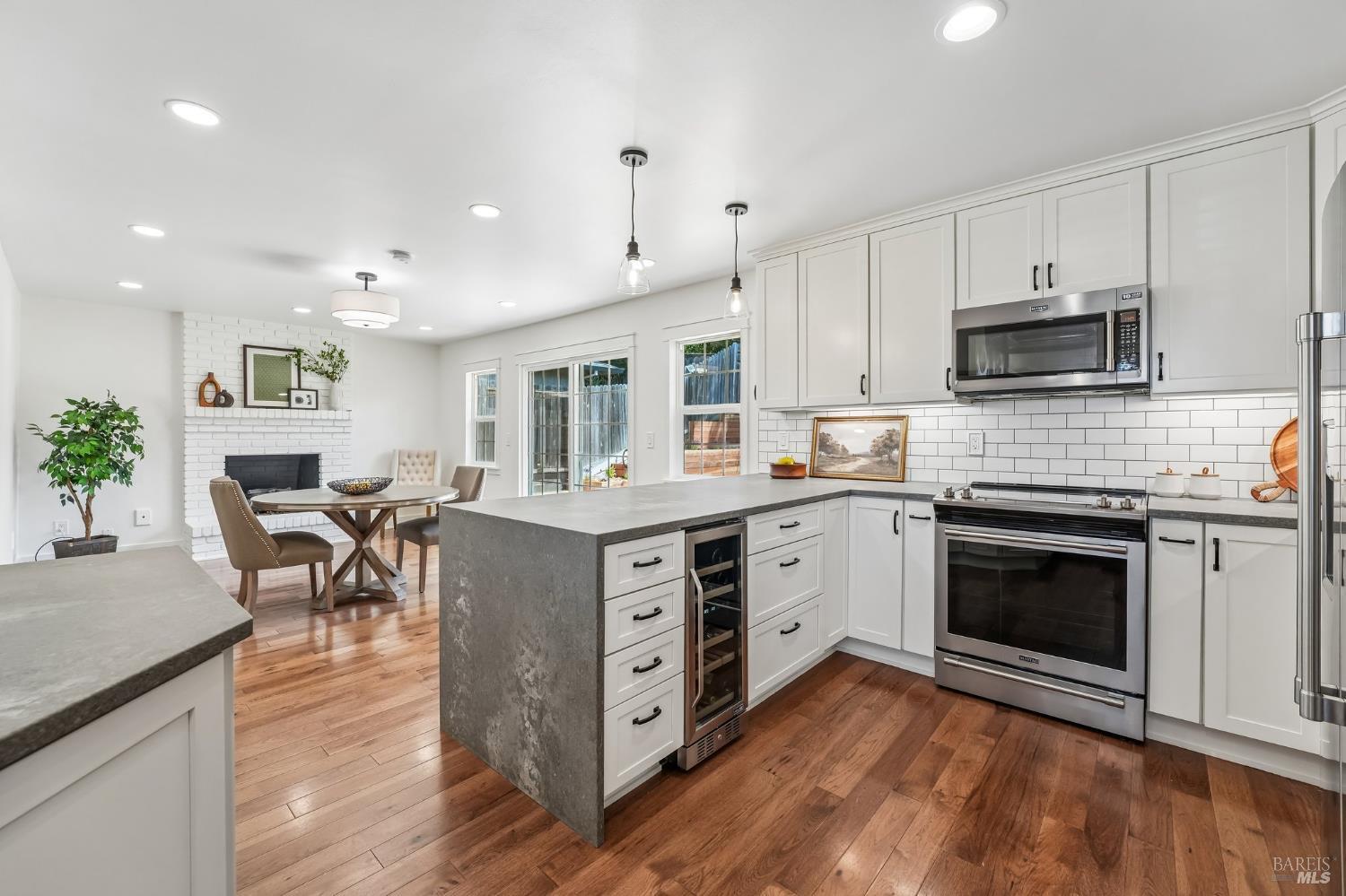 5430 Spain Avenue Santa Rosa, CA 95409 - Photo 18 of 32