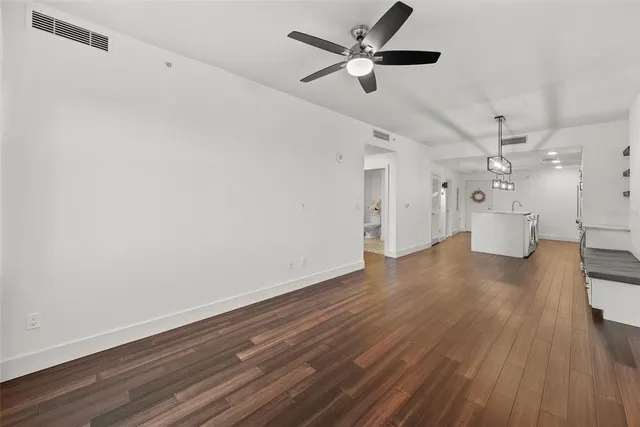 $449,000 | 1208 East Kennedy Boulevard, Unit 618, Tampa, FL 33602