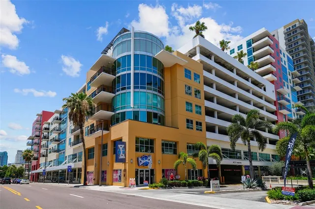 $449,000 | 1208 East Kennedy Boulevard, Unit 618, Tampa, FL 33602