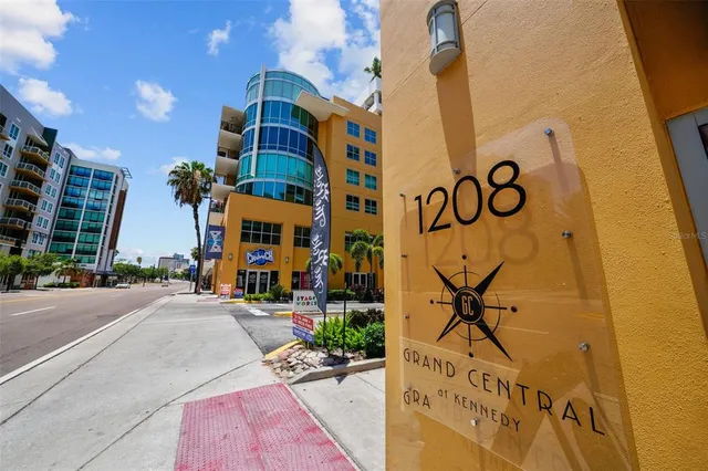 $449,000 | 1208 East Kennedy Boulevard, Unit 618, Tampa, FL 33602