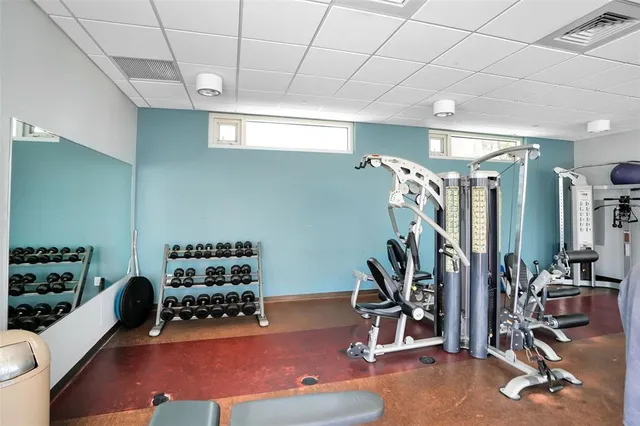 $449,000 | 1208 East Kennedy Boulevard, Unit 618, Tampa, FL 33602