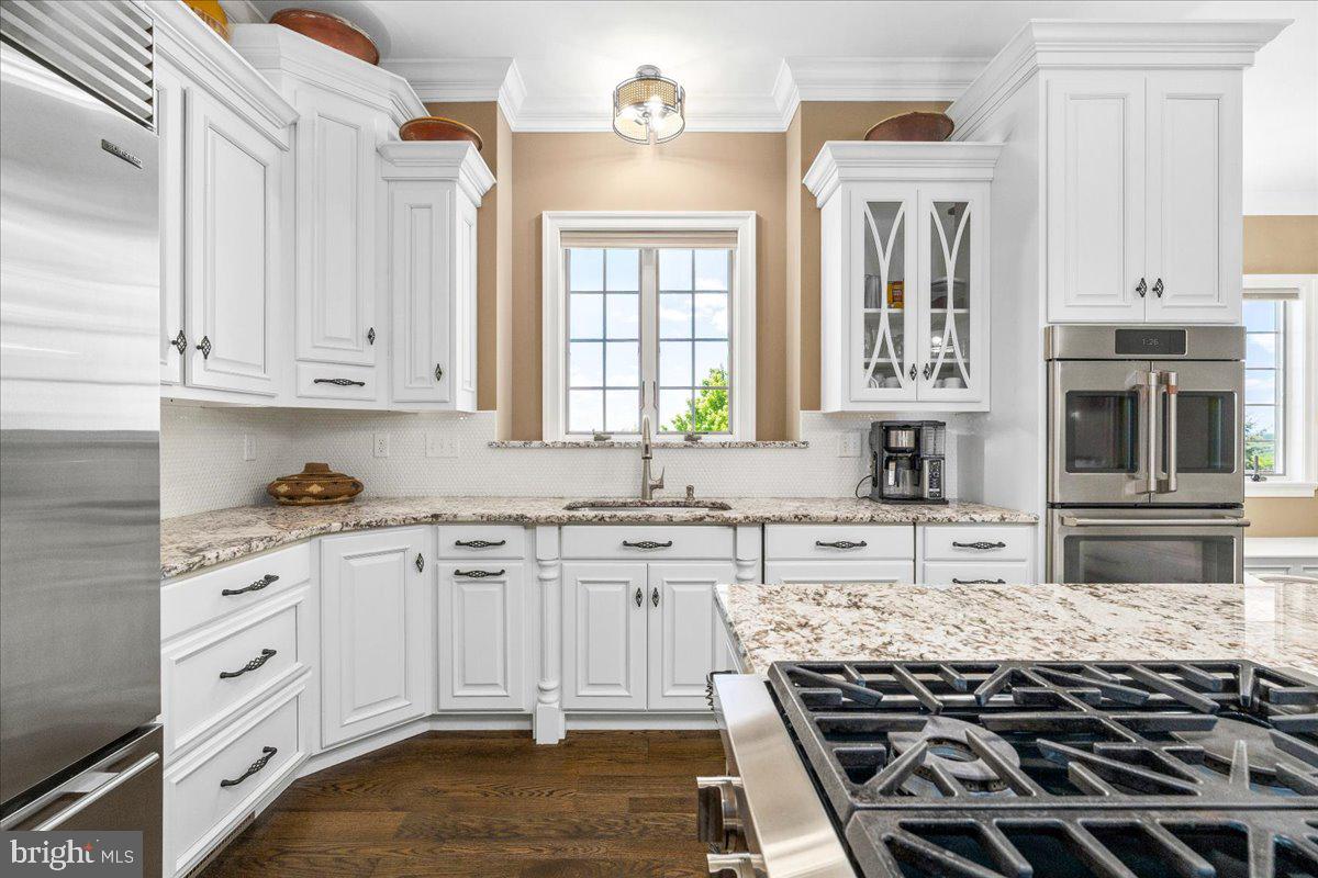 12565 Stone Crest Circle Waynesboro, PA 17268 - Photo 22 of 145 Plenty of space for gourmet cooking