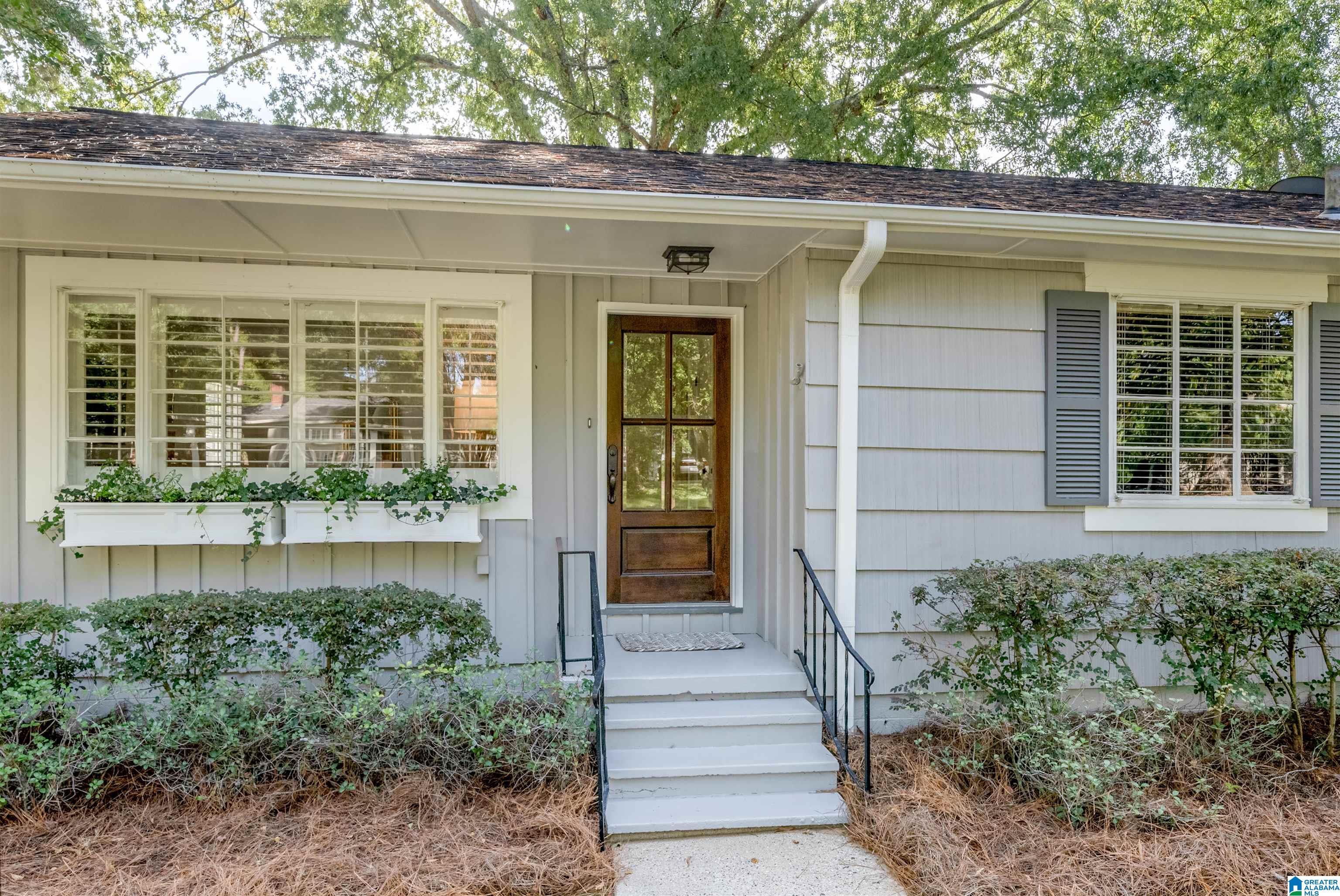 4209 Warren Road Birmingham, AL 35213 - Photo 2 of 37