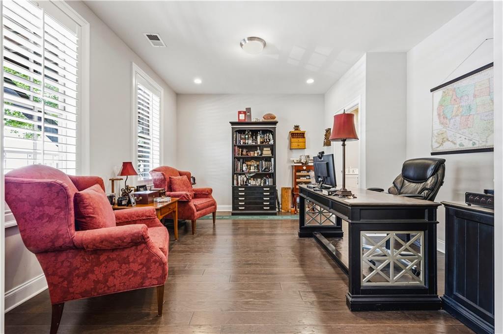 136 Cole Street Northeast Marietta, GA 30060 - Photo 18 of 59