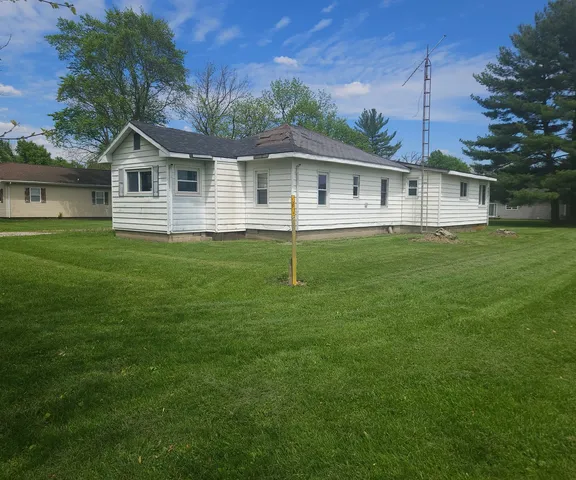 $45,000 | 907 South Spruce Street, Villa Grove, IL 61956