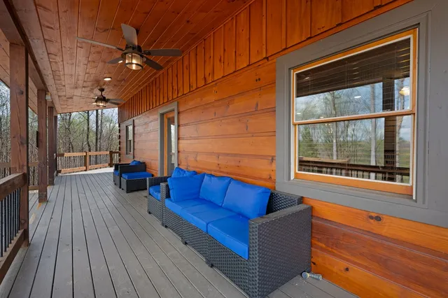 $850,000 | 136 Pack Creek Road, Blue Ridge, GA 30513