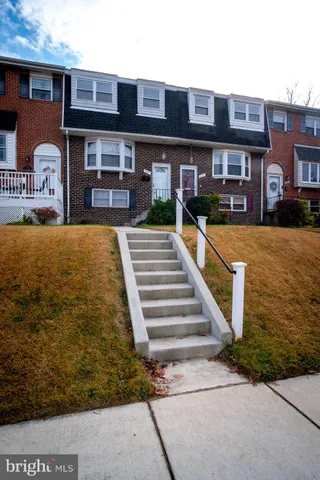 $2,300 | 933 Elm Road, Halethorpe, MD 21227