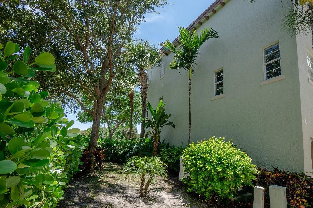 16 Via Floresta Drive Boca Raton, FL 33487 - Photo 25 of 25 Photo 25