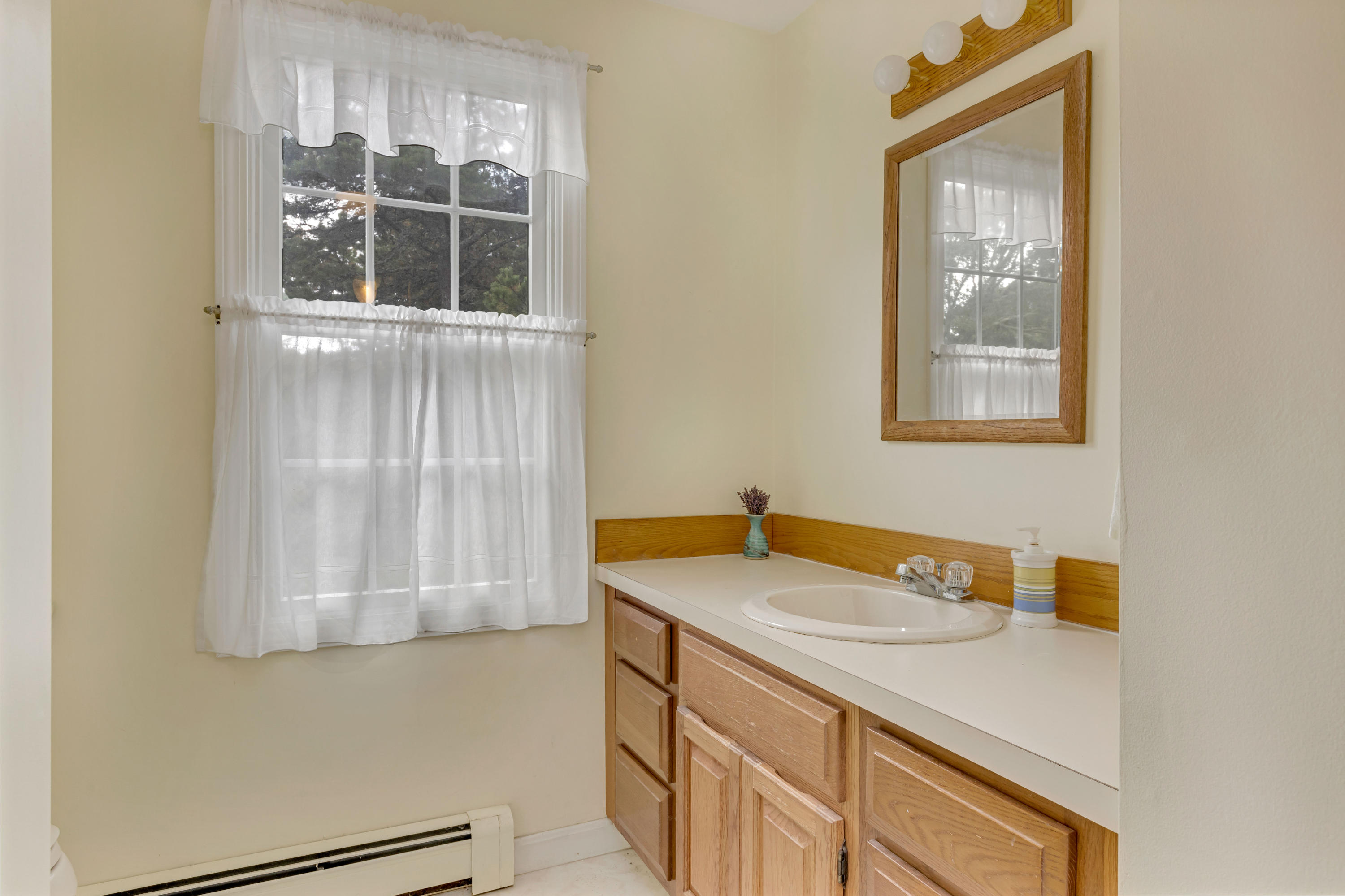 2 Spences Trace Road Harwich, MA 02645 - Photo 24 of 48 2SpeLR-31