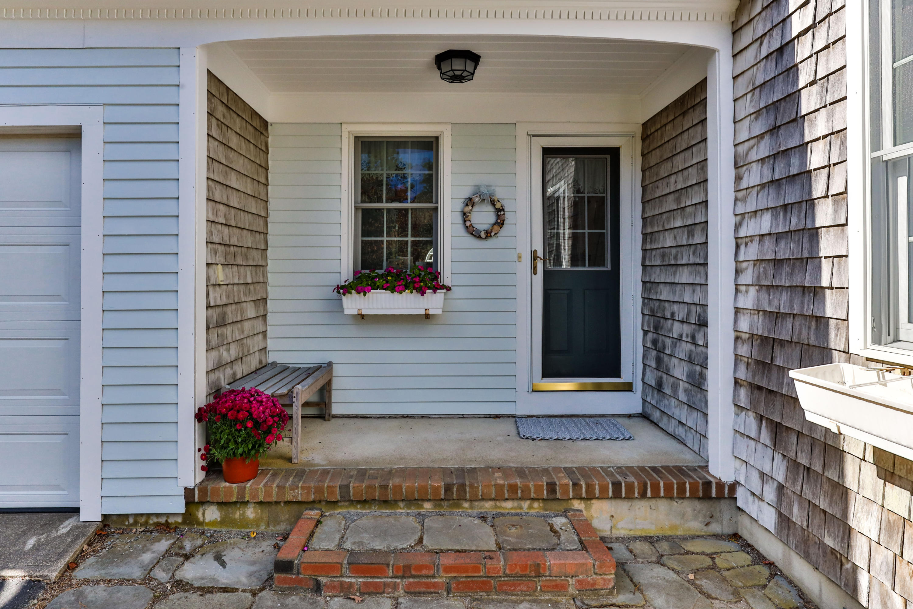 2 Spences Trace Road Harwich, MA 02645 - Photo 5 of 48 2SpeLR-7