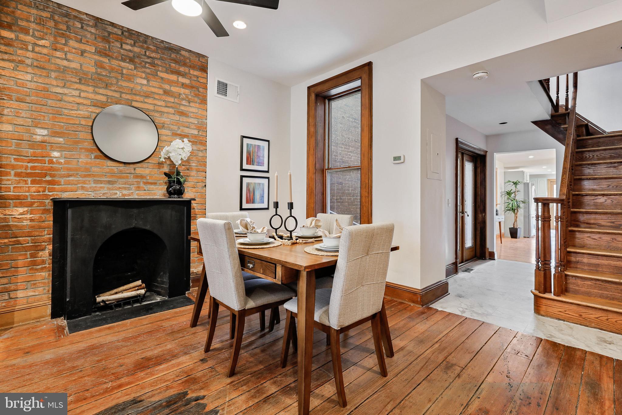 809 Hollins Street Baltimore, MD 21201 - Photo 11 of 59 Dining area