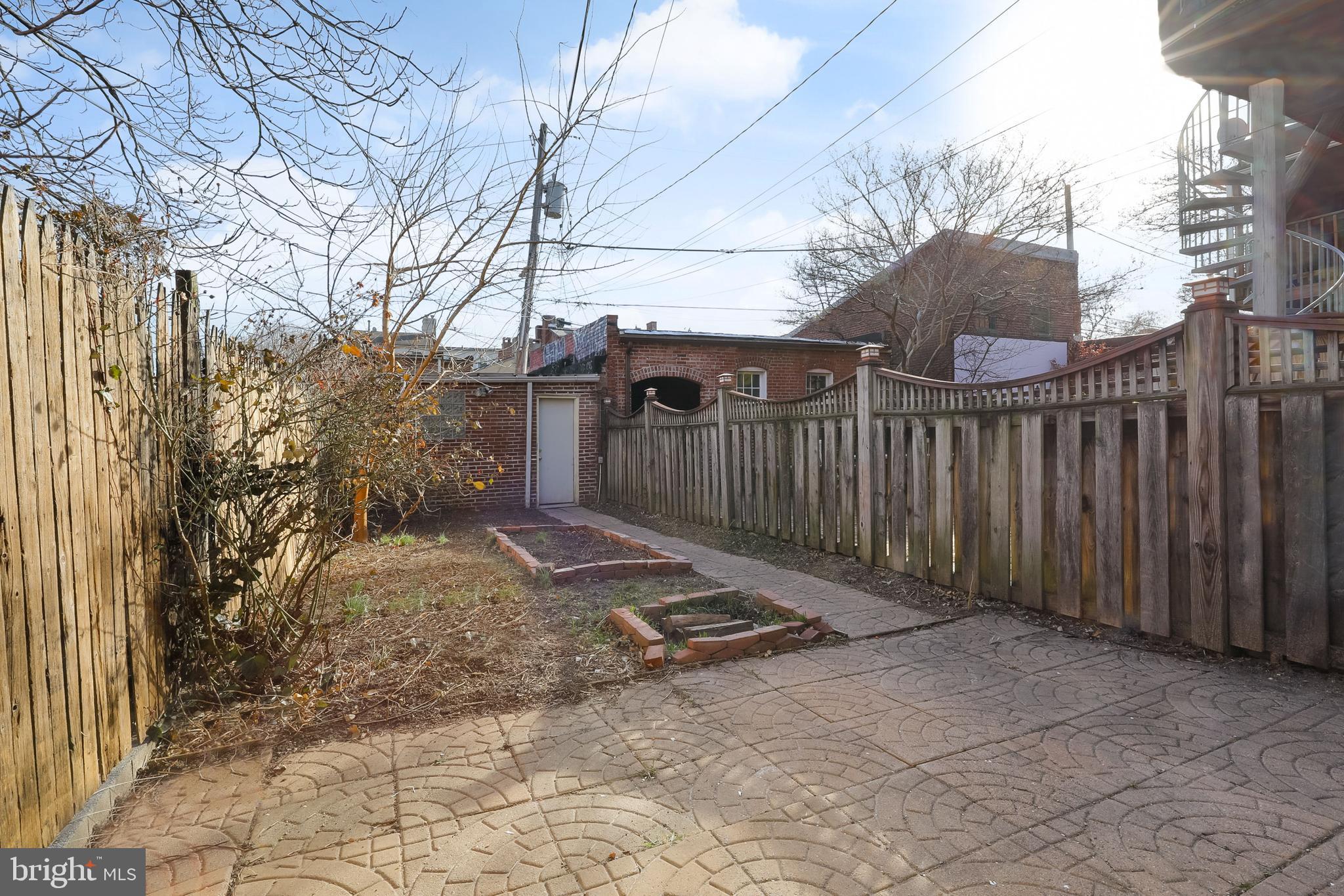809 Hollins Street Baltimore, MD 21201 - Photo 42 of 59 Stone patio