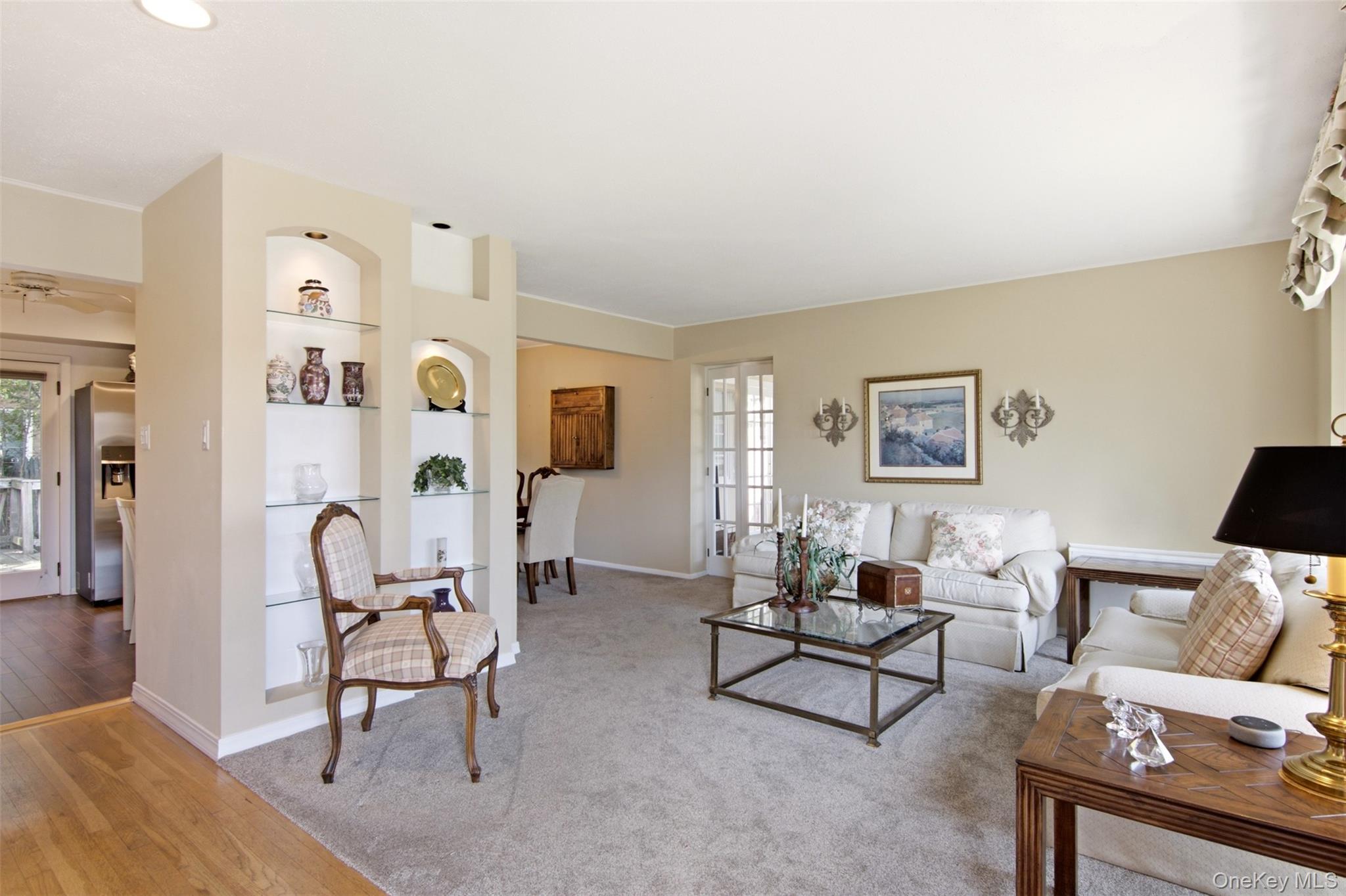 3 Cromwell Road Carle Place, NY 11514 - Photo 14 of 35 Gallery Image 14