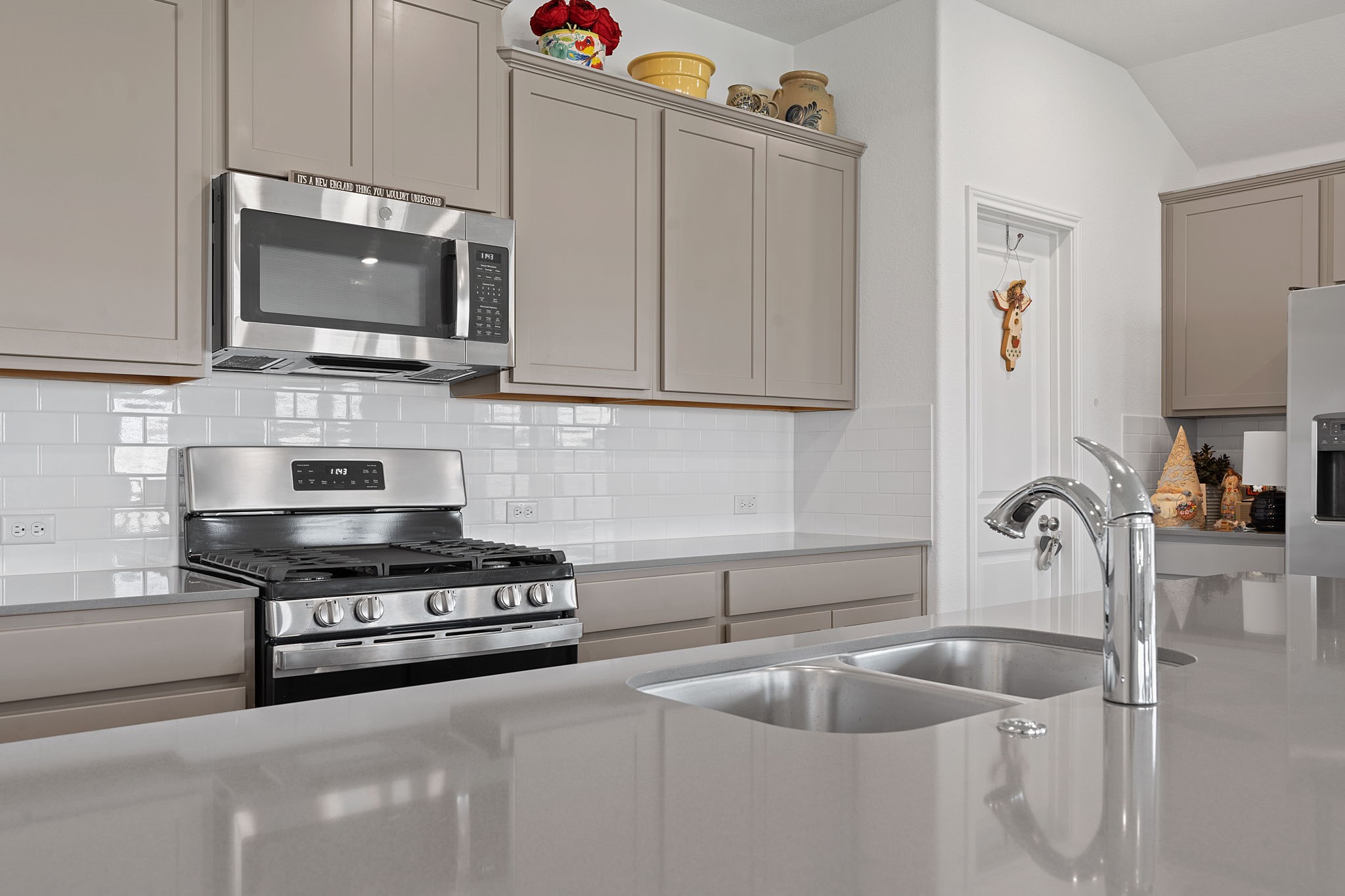 656 Silver Springs Bend Kyle, TX 78640 - Photo 5 of 22