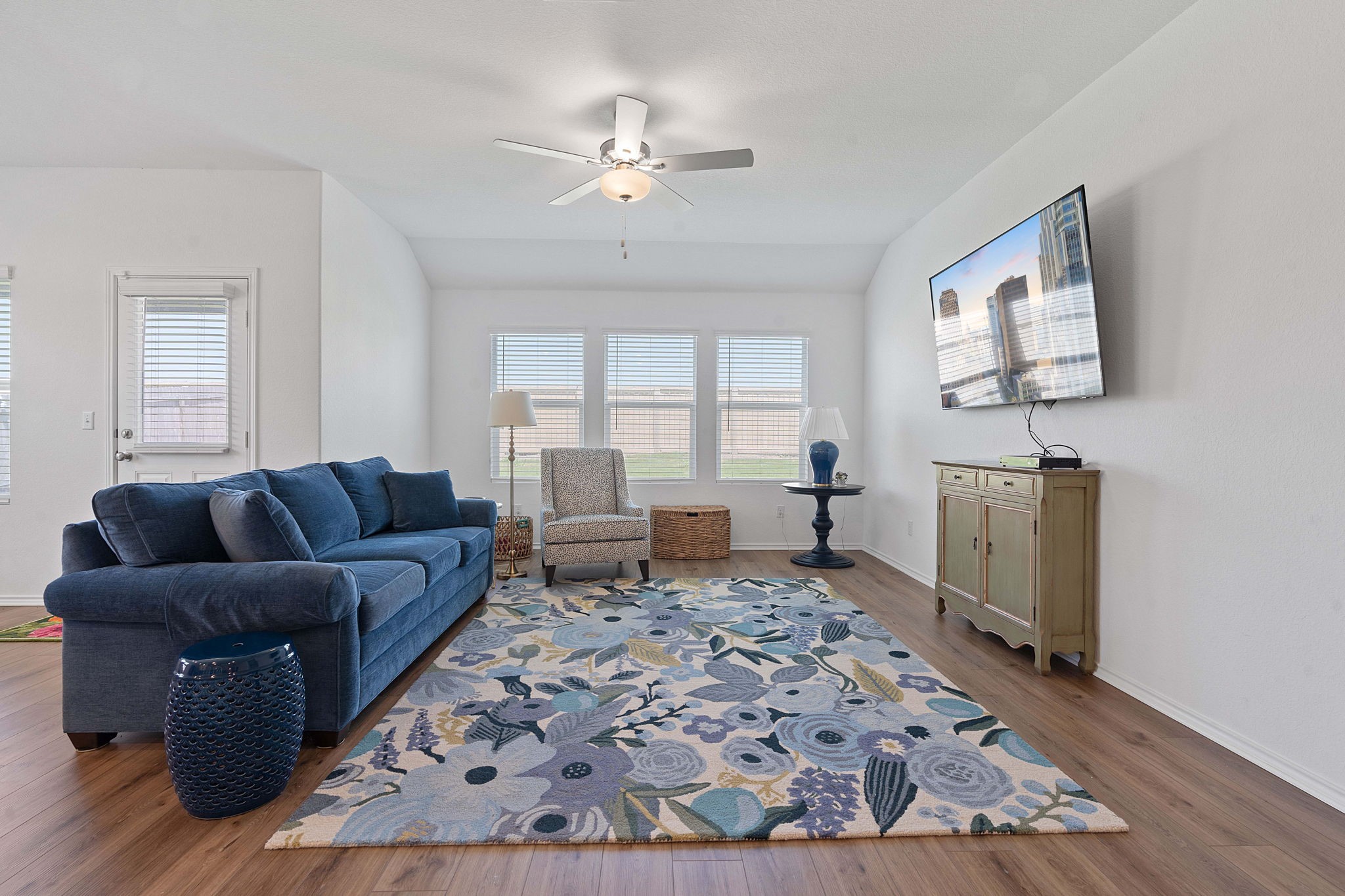 656 Silver Springs Bend Kyle, TX 78640 - Photo 7 of 22