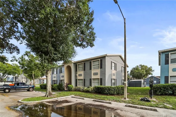 $1,430 | 2547 North Alafaya Trail, Unit 92, Orlando, FL 32826