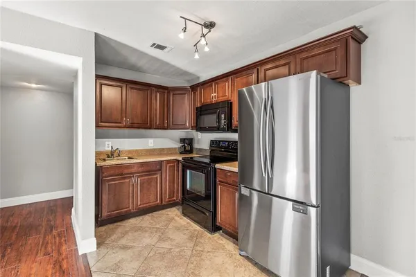 $1,430 | 2547 North Alafaya Trail, Unit 92, Orlando, FL 32826