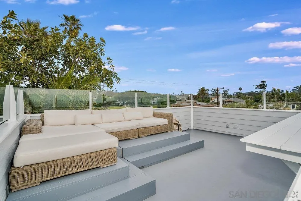 5247 Chelsea Street La Jolla, CA 92037 - Photo 21 of 29 a view of outdoor space with patio