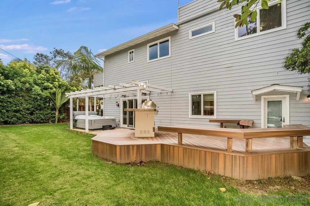 5247 Chelsea Street La Jolla, CA 92037 - Photo 6 of 29 a front view of house with yard and seating area