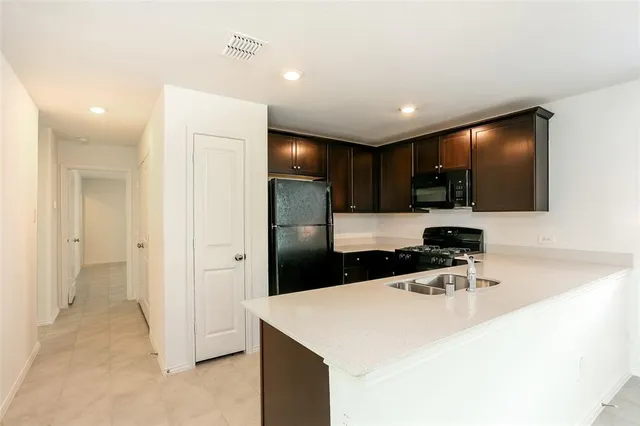 $1,645 | 3152 Crestone Drive, Crandall, TX 75114