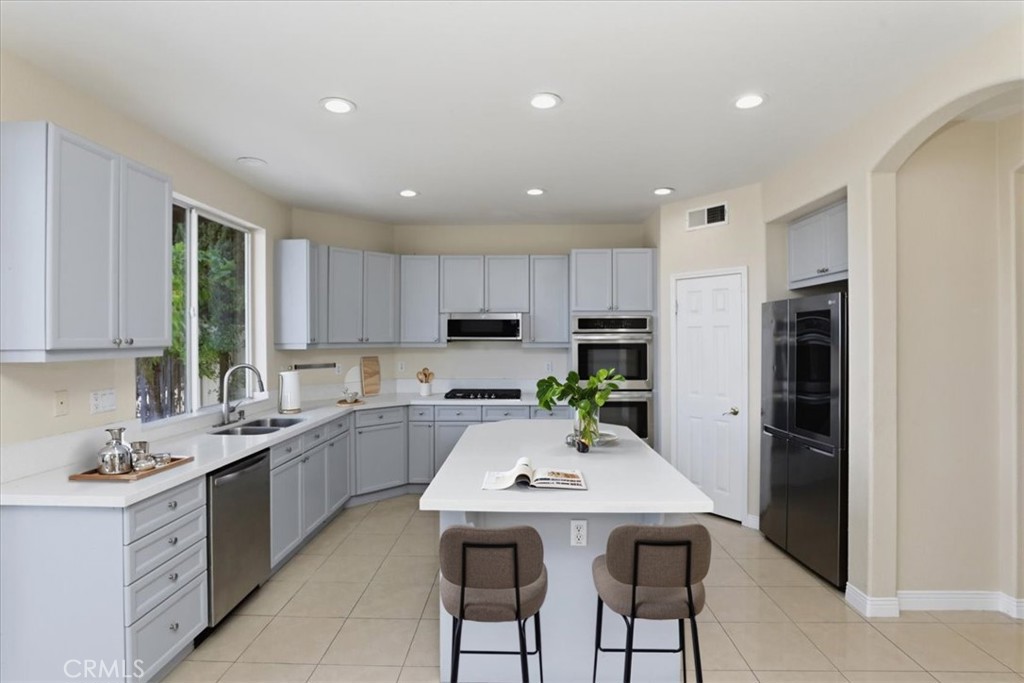 4469 Driving Range Road Corona, CA 92883 - Photo 12 of 82