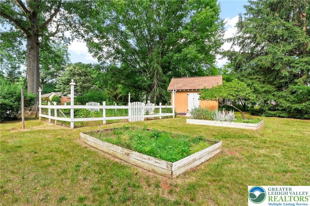 613 East Macada Road Bethlehem, PA 18017 - Photo 44 of 52