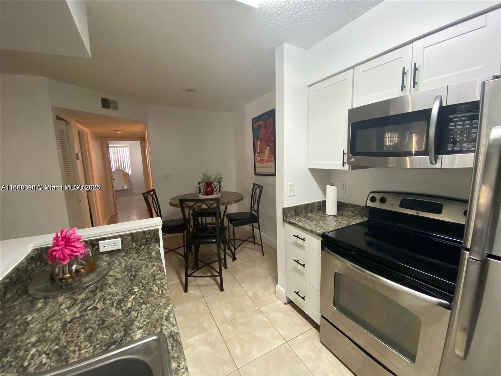 1257 Southwest 46th Avenue, Unit 1801 Pompano Beach, FL 33069 - Photo 2 of 7