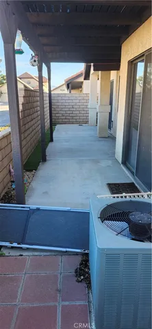 $299,000 | 19273 Palm Way, Apple Valley, CA 92308