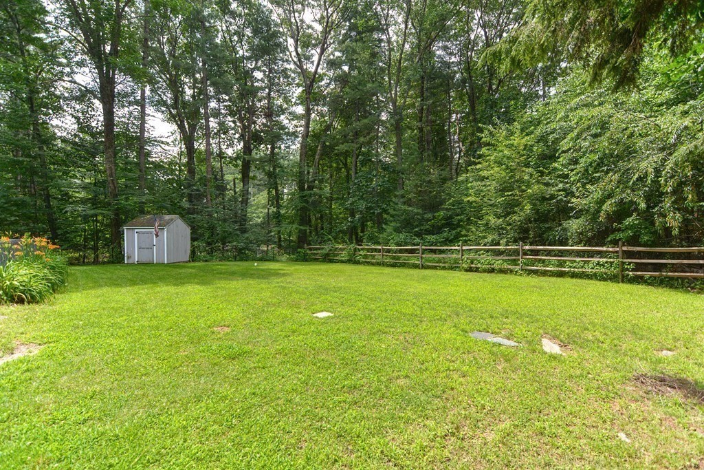 137 Howard Street Northborough, MA 01532 - Photo 36 of 41