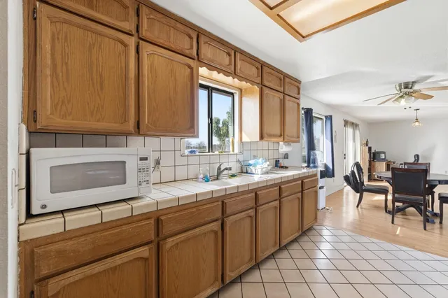 $470,000 | 17232 Mark Road, Madera, CA 93636