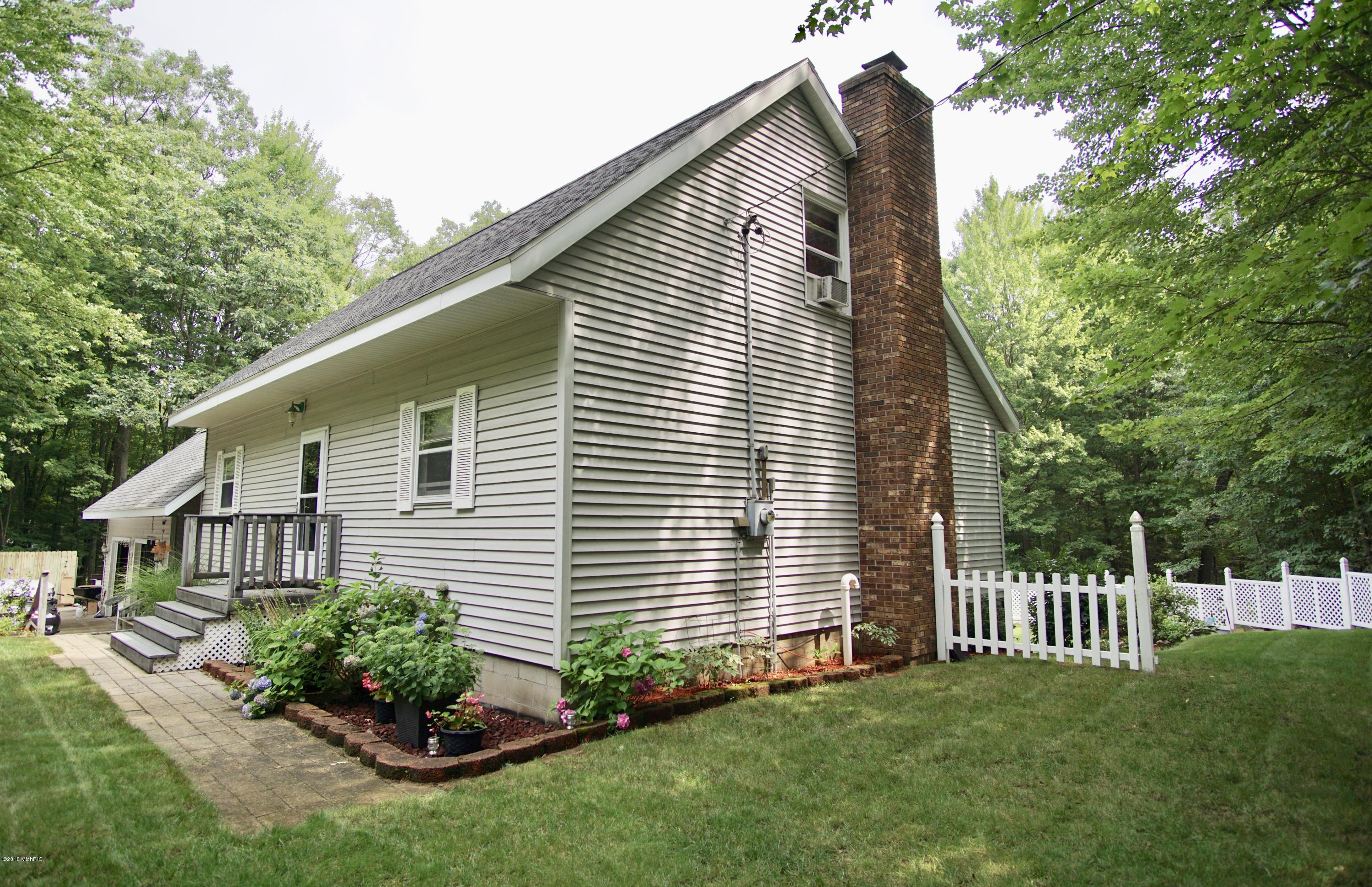 1690 Simonelli Road Muskegon, MI 49445 - Photo 3 of 40 fullsizeoutput_1b0b