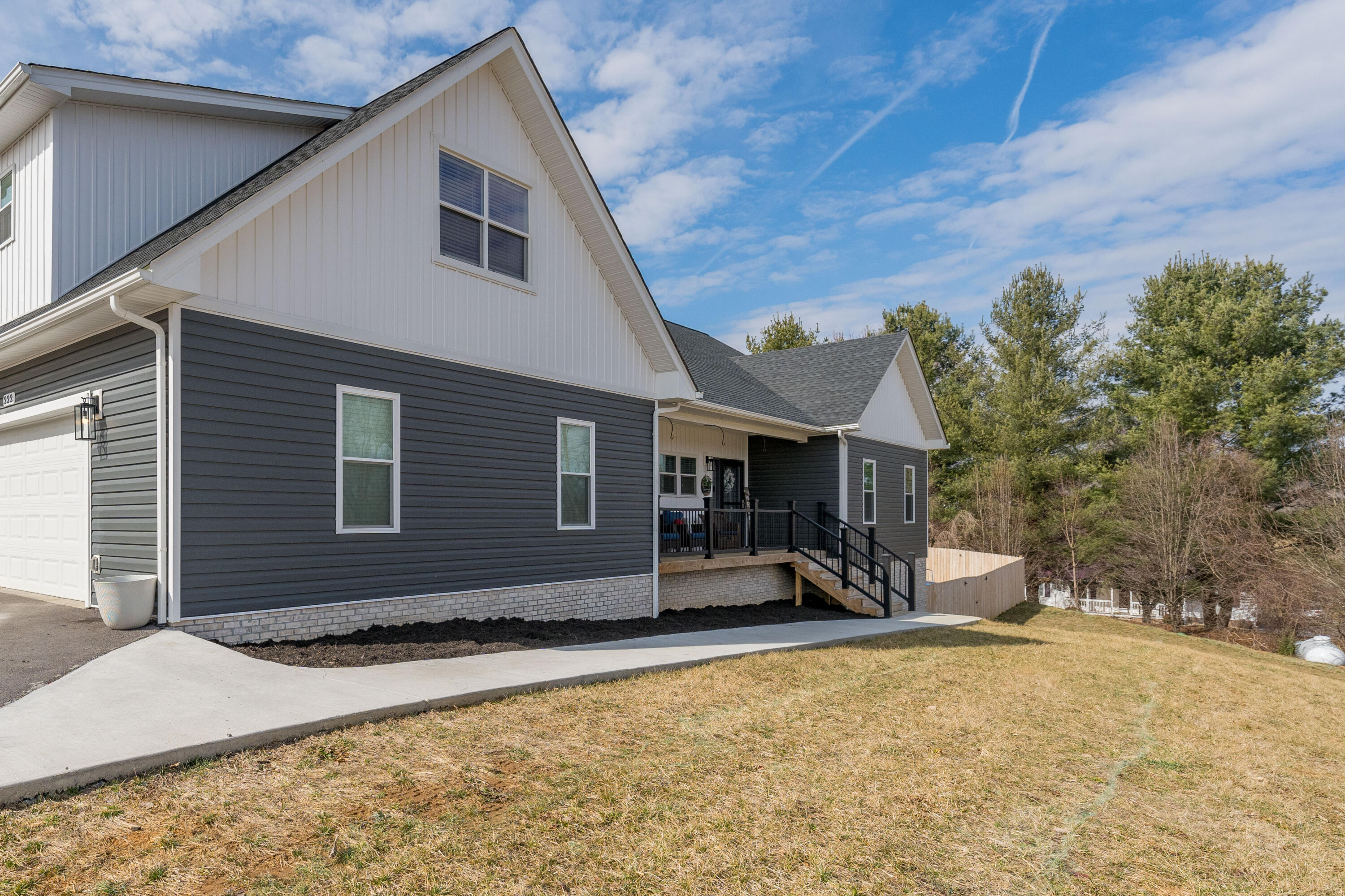 222 Spanish Oak Lane Glade Spring, VA 24340 - Photo 1 of 114 222 Spanish Oak Ln (31 of 113)