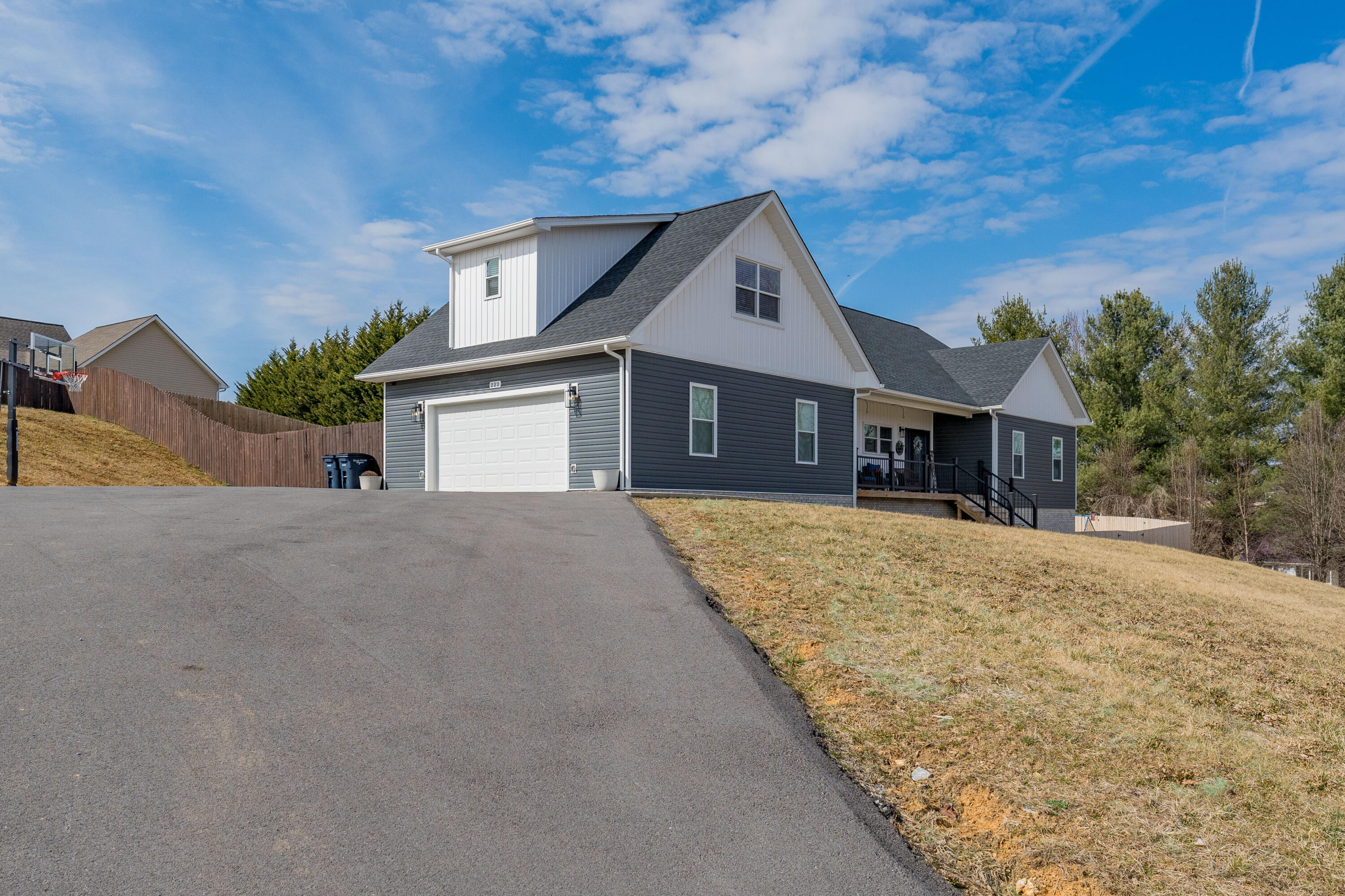 222 Spanish Oak Lane Glade Spring, VA 24340 - Photo 30 of 114 222 Spanish Oak Ln (29 of 113)