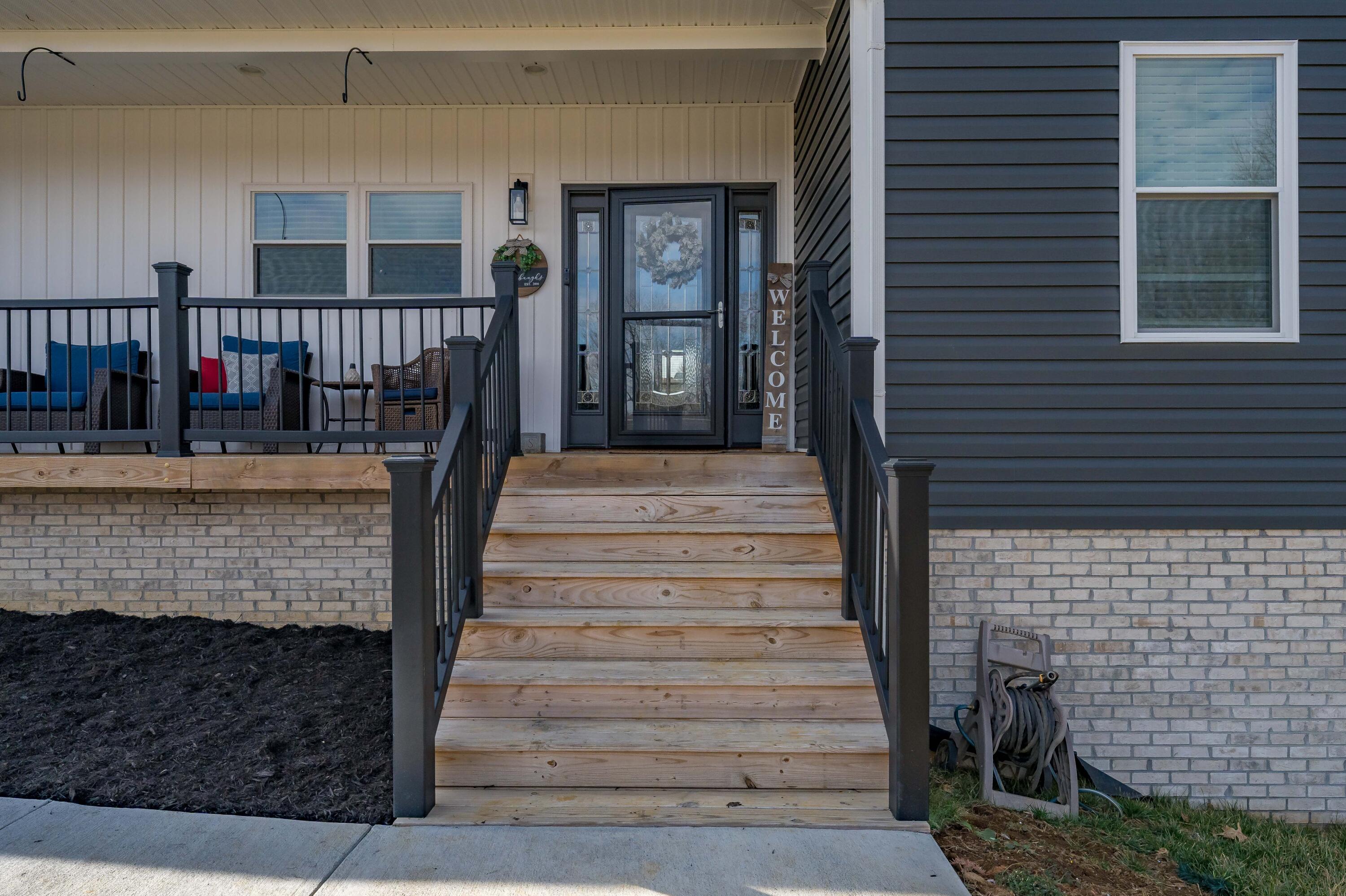 222 Spanish Oak Lane Glade Spring, VA 24340 - Photo 33 of 114 222 Spanish Oak Ln (33 of 113)