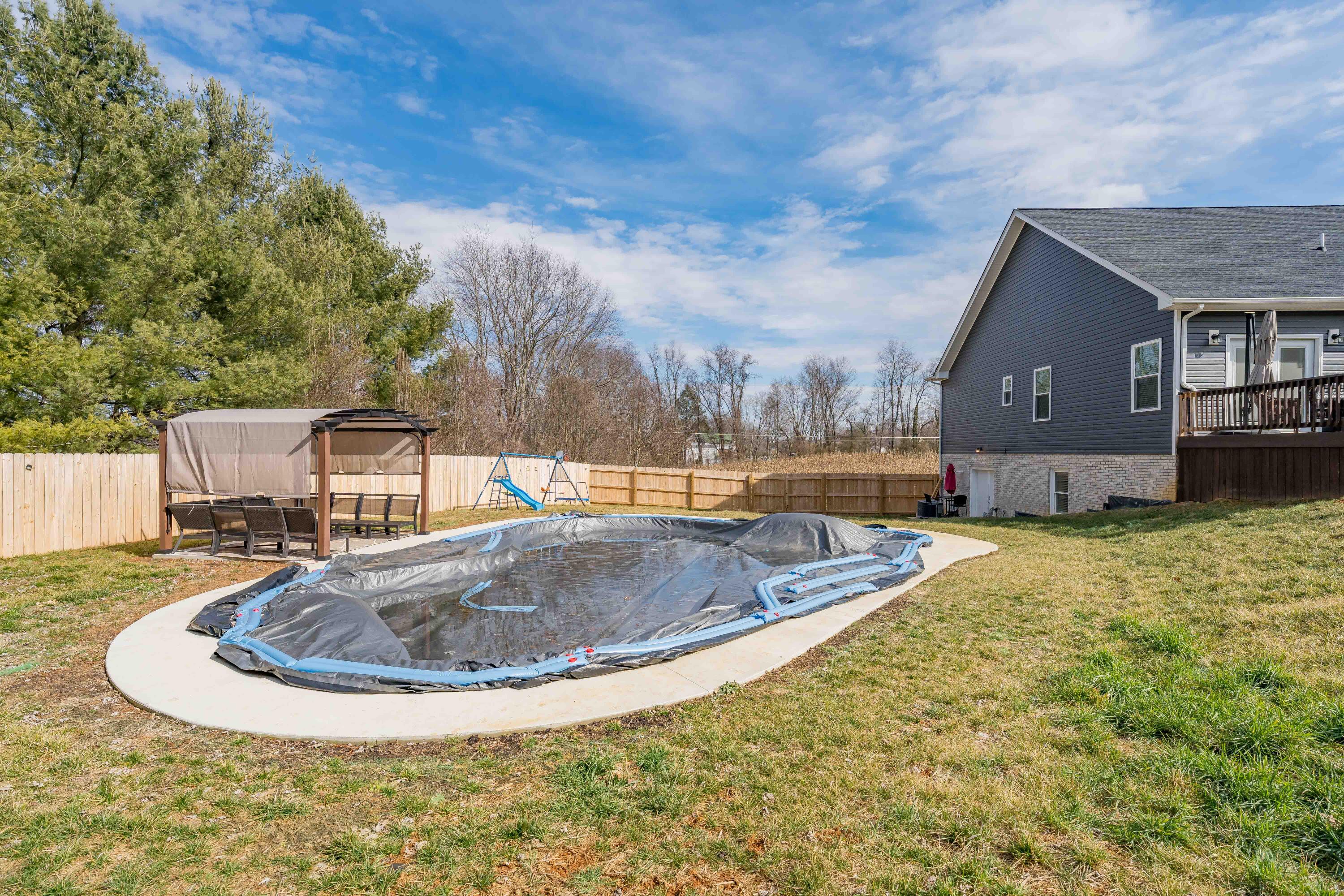 222 Spanish Oak Lane Glade Spring, VA 24340 - Photo 47 of 114 222 Spanish Oak Ln (46 of 113)