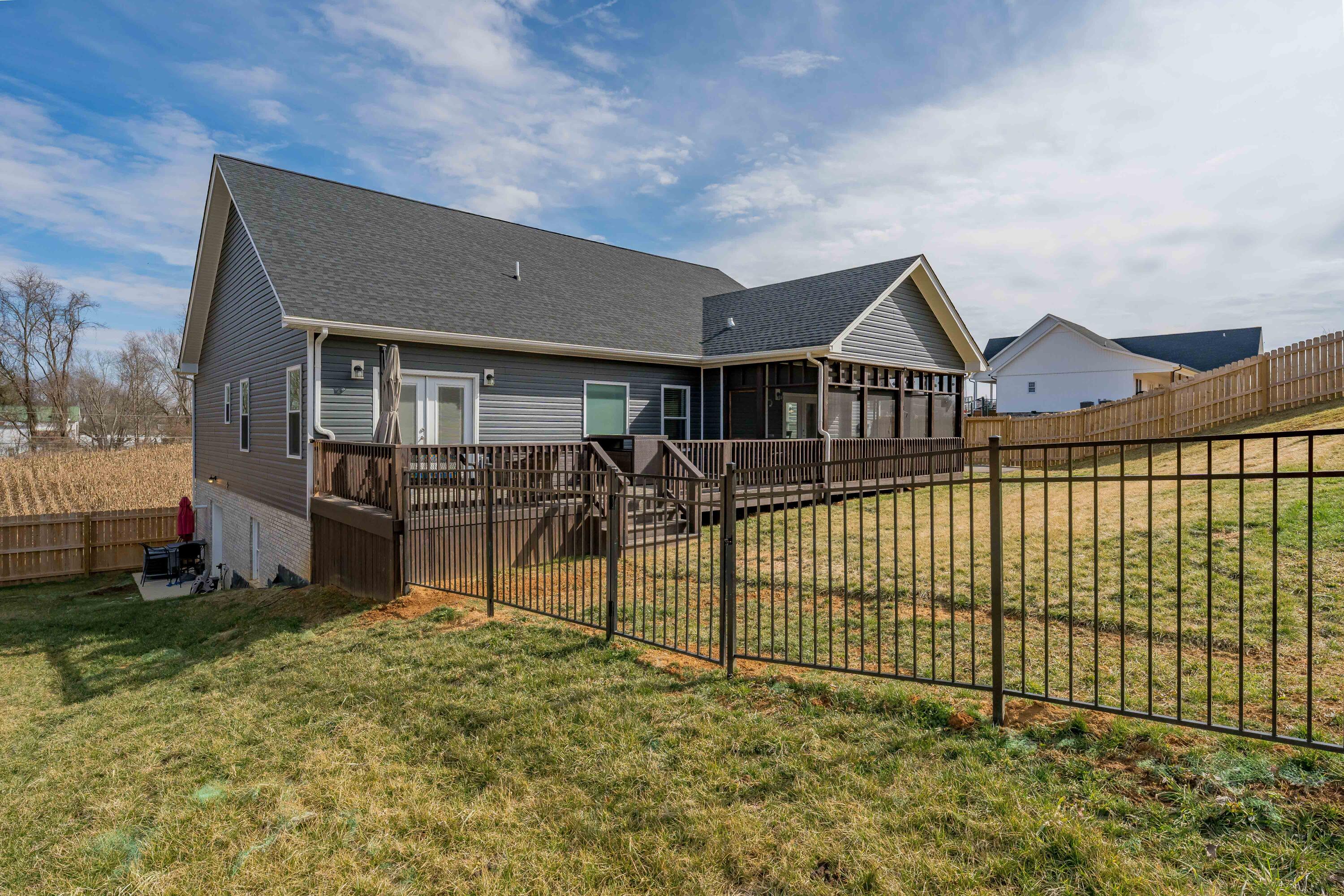 222 Spanish Oak Lane Glade Spring, VA 24340 - Photo 50 of 114 222 Spanish Oak Ln (49 of 113)