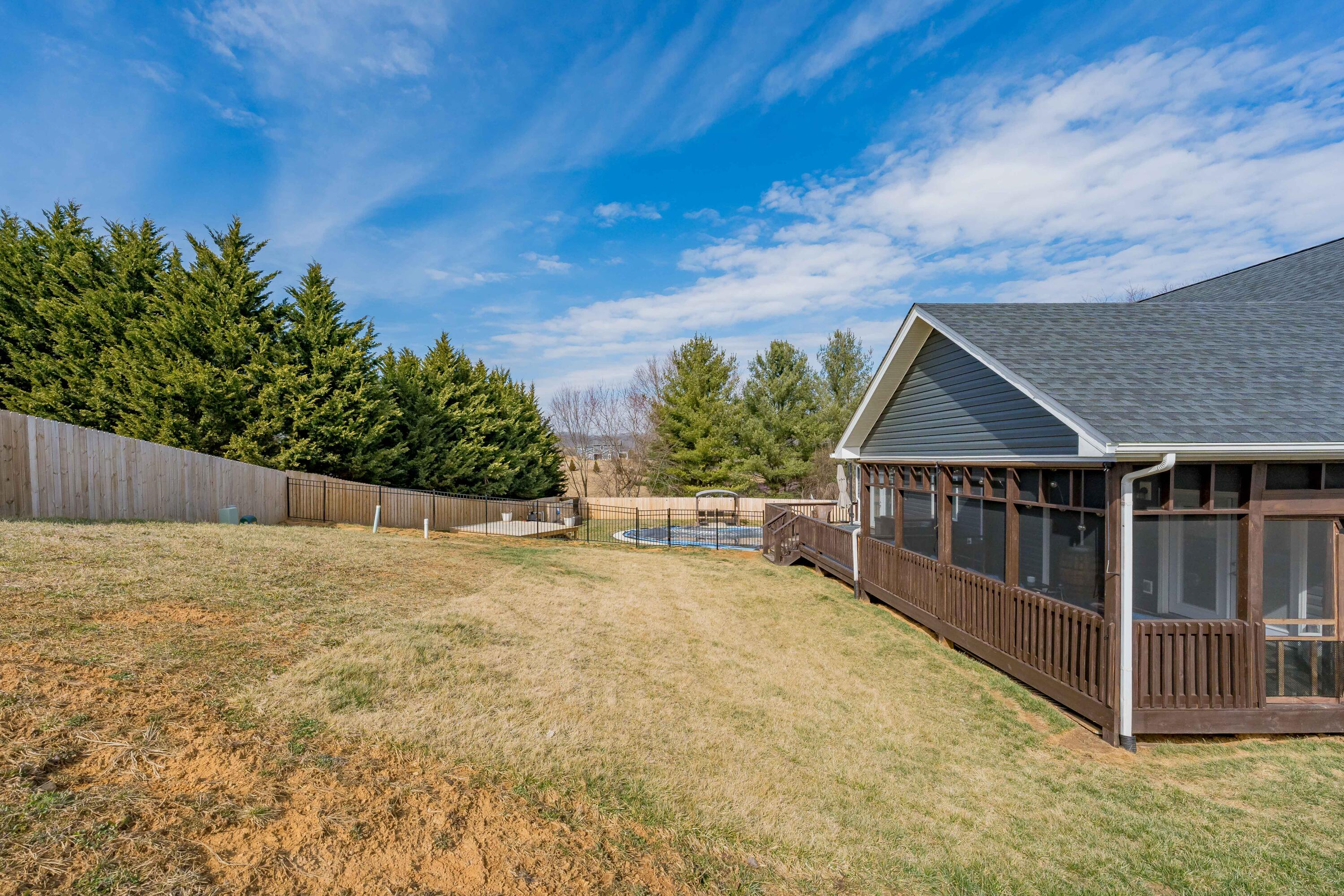 222 Spanish Oak Lane Glade Spring, VA 24340 - Photo 54 of 114 222 Spanish Oak Ln (53 of 113)