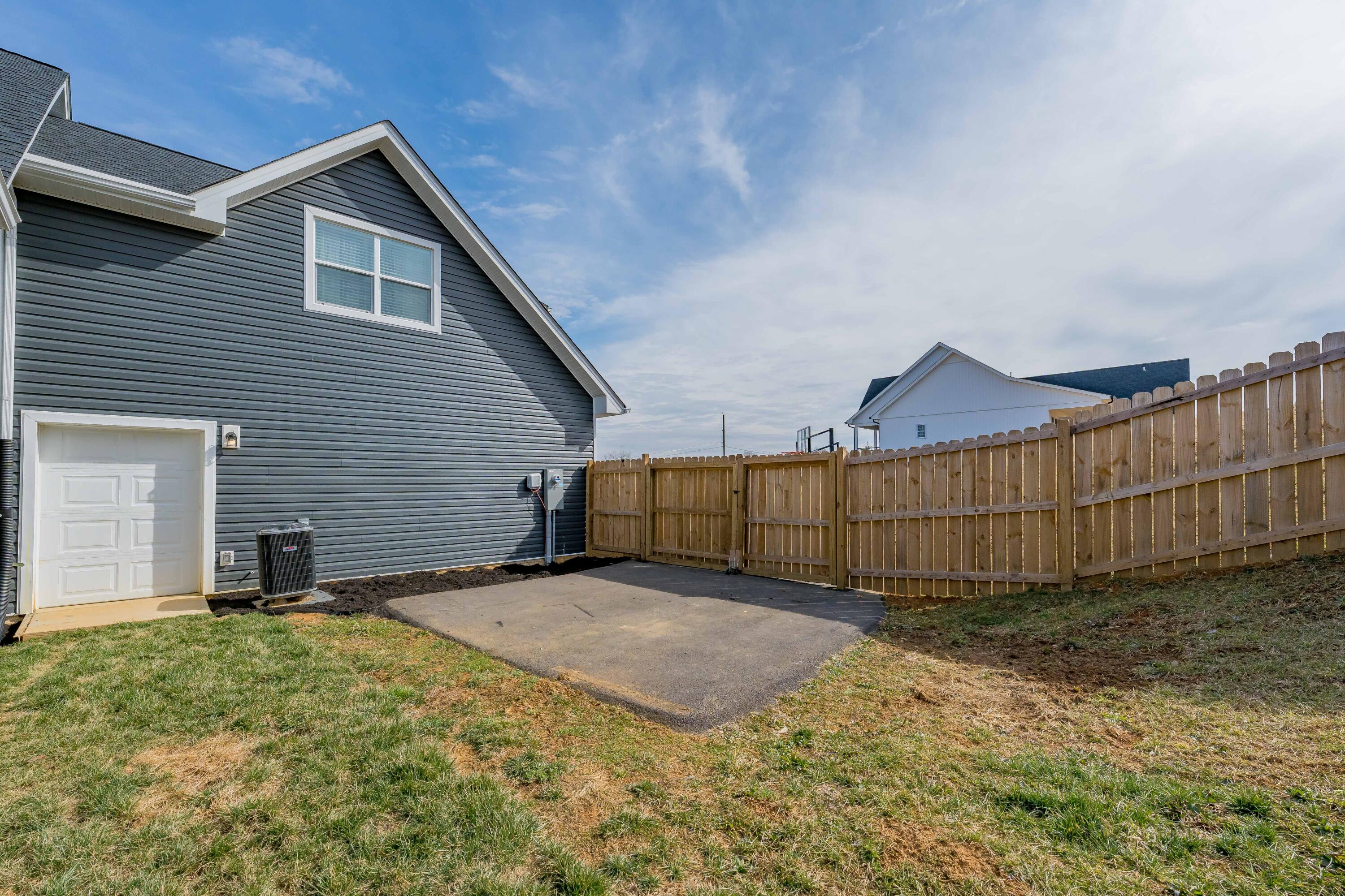 222 Spanish Oak Lane Glade Spring, VA 24340 - Photo 55 of 114 222 Spanish Oak Ln (54 of 113)