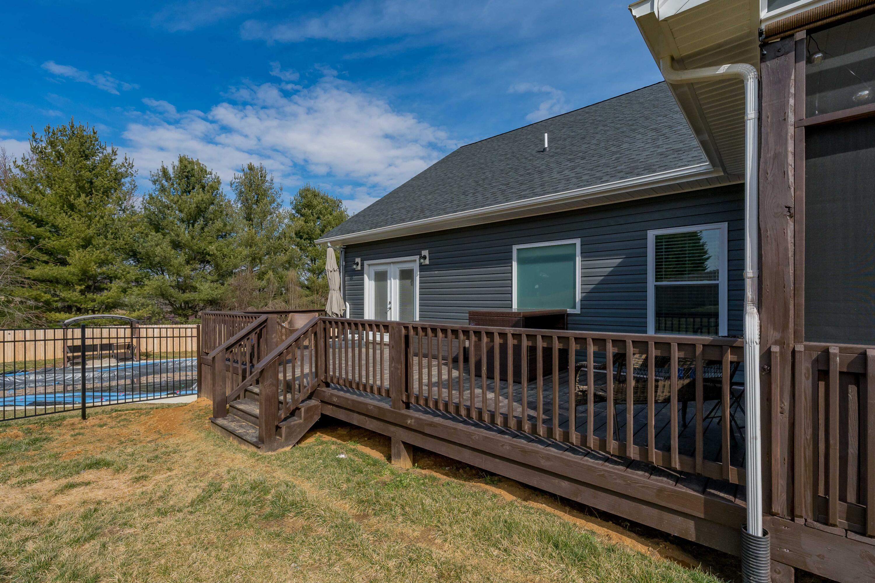 222 Spanish Oak Lane Glade Spring, VA 24340 - Photo 57 of 114 222 Spanish Oak Ln (56 of 113)