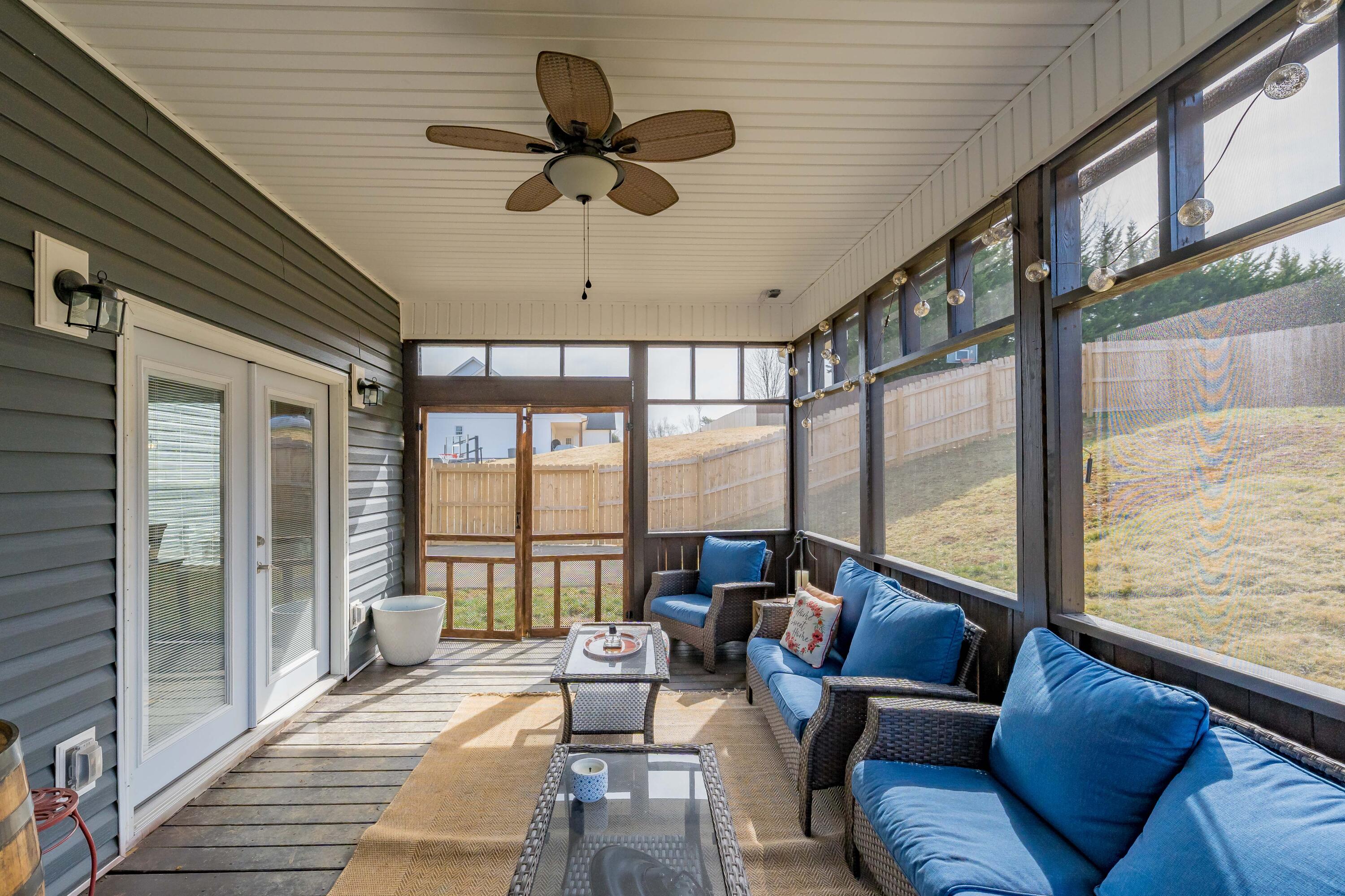 222 Spanish Oak Lane Glade Spring, VA 24340 - Photo 61 of 114 222 Spanish Oak Ln (60 of 113)