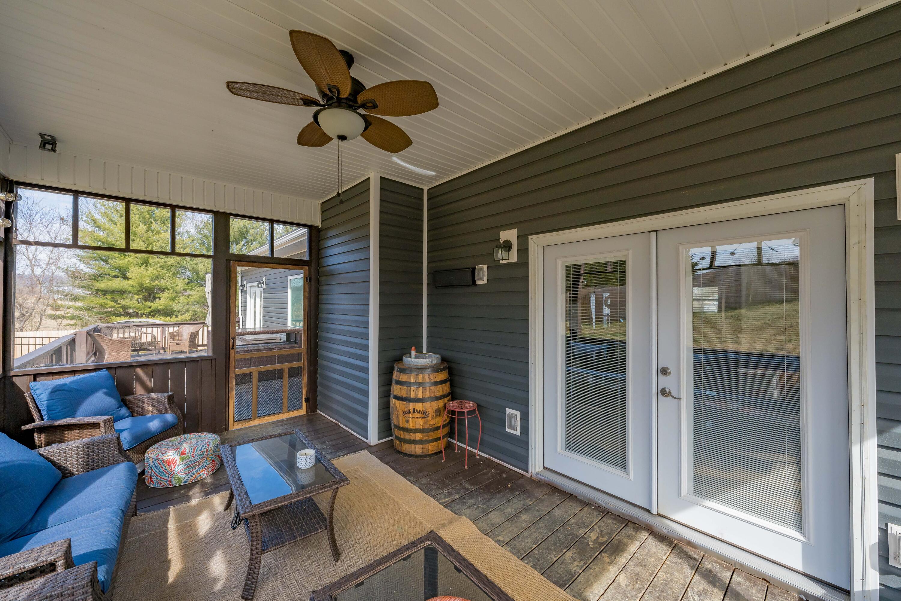 222 Spanish Oak Lane Glade Spring, VA 24340 - Photo 63 of 114 222 Spanish Oak Ln (62 of 113)