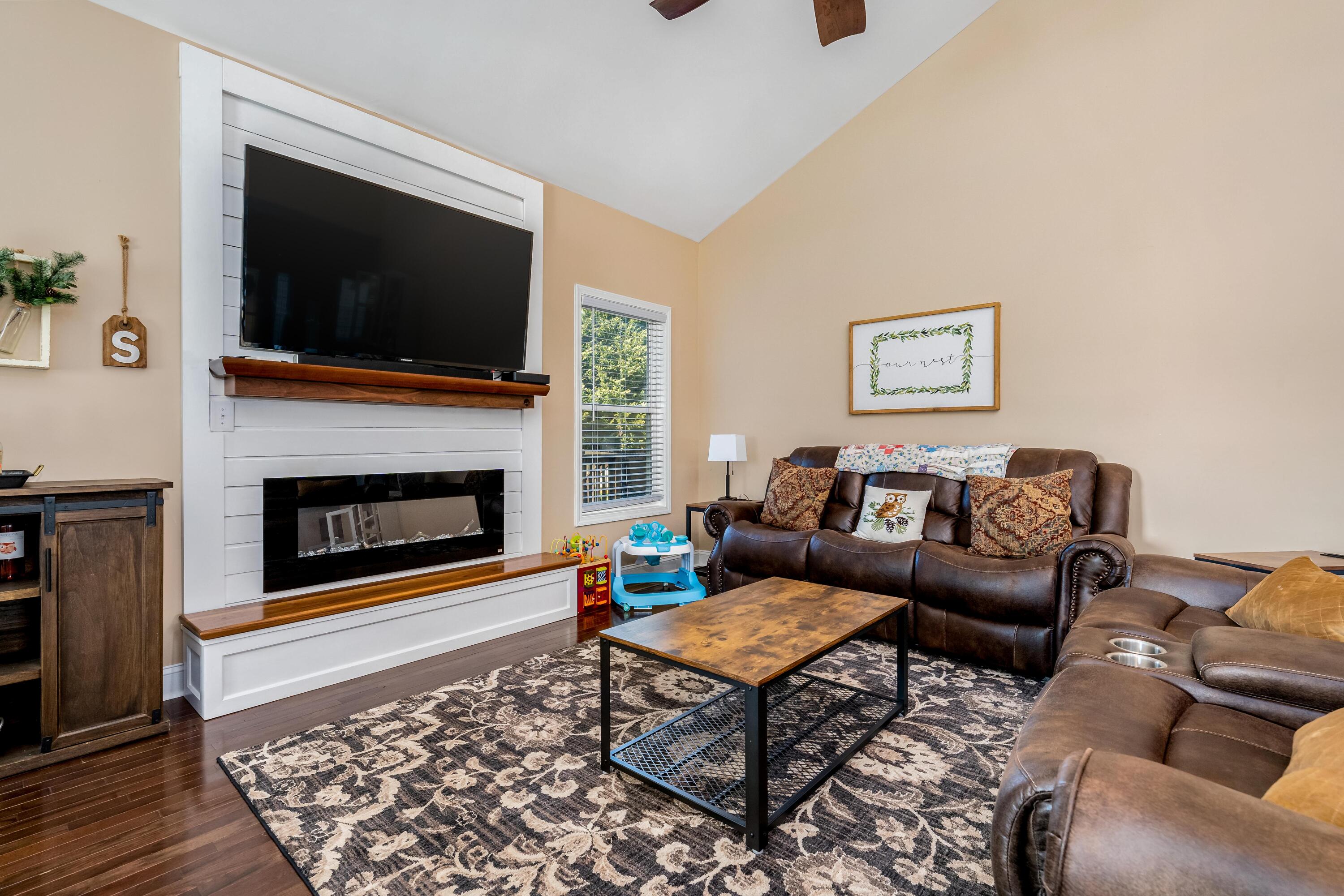 222 Spanish Oak Lane Glade Spring, VA 24340 - Photo 67 of 114 222 Spanish Oak Ln (66 of 113)