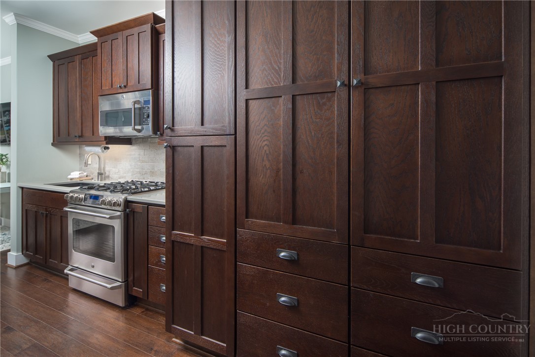 198 Ramblestone Terrace, Unit 204 Boone, NC 28607 - Photo 4 of 50