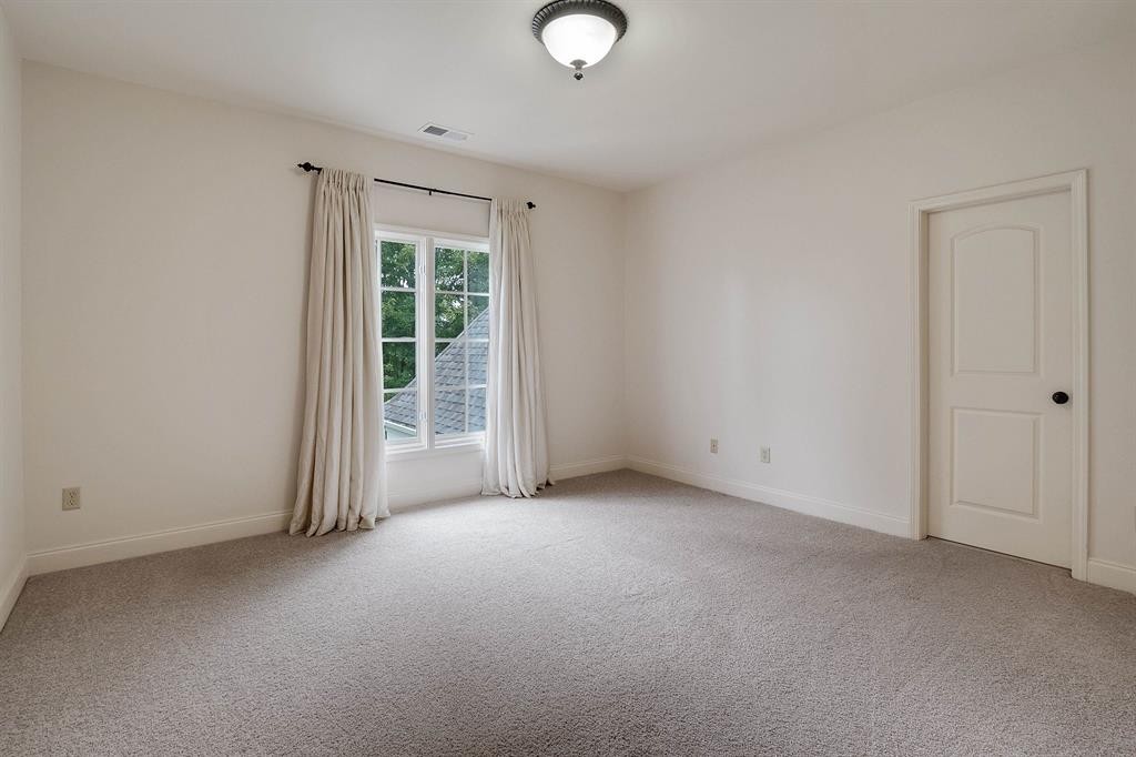 1185 Braystone Trail Collierville, TN 38017 - Photo 17 of 39 a view of empty room with window