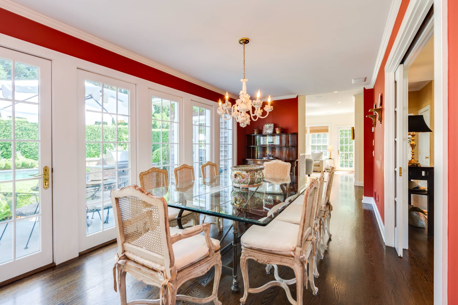 87 Narod Boulevard Water Mill, NY 11976 - Photo 18 of 50