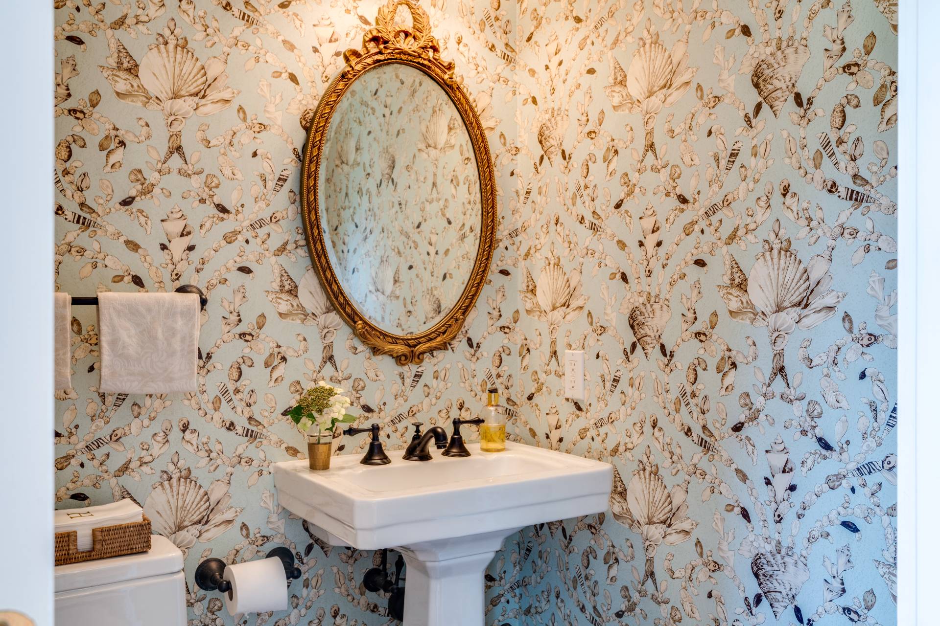 87 Narod Boulevard Water Mill, NY 11976 - Photo 21 of 50