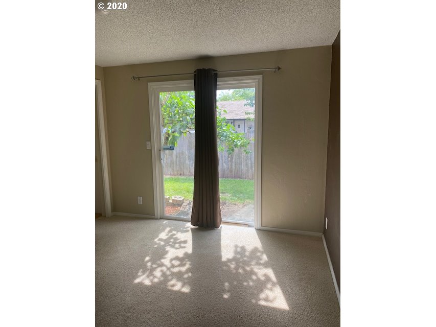 5494 A Street Springfield, OR 97478 - Photo 14 of 31 Gallery Image 14