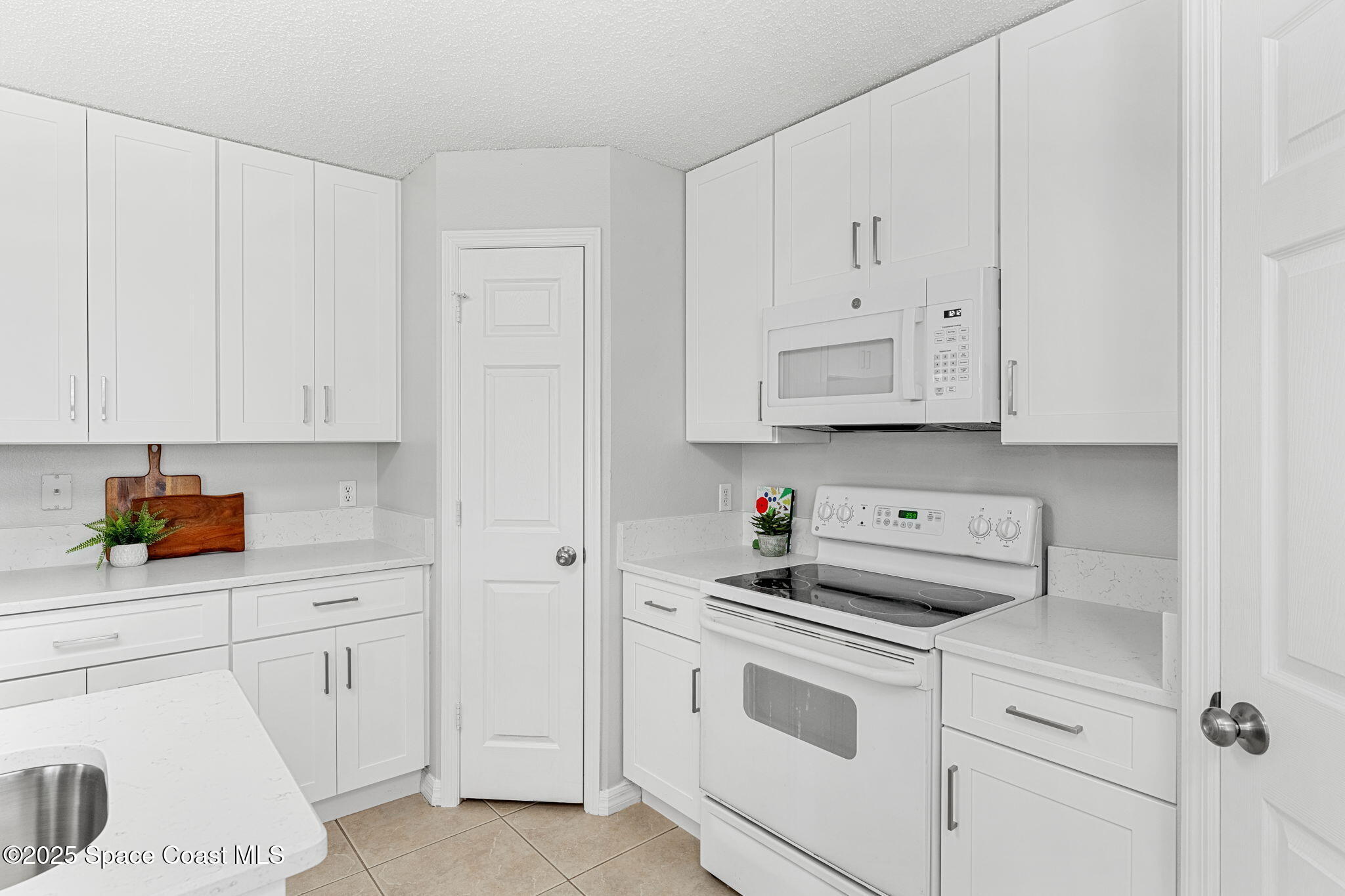 2223 Dryden Court Melbourne, FL 32935 - Photo 15 of 59 17-web-or-mls-2223-dryden-ct